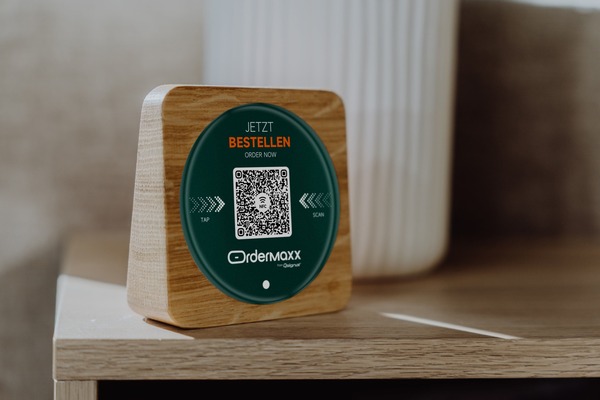 SMOOF DOTS Aufleger und Aufkleber mit QR-Code