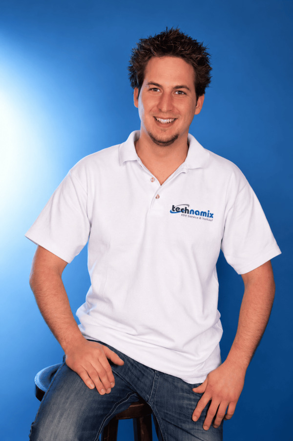 Timo Rehberg in seinem Computerfachgesch&auml;ft technamix in Dillingen an der Saar